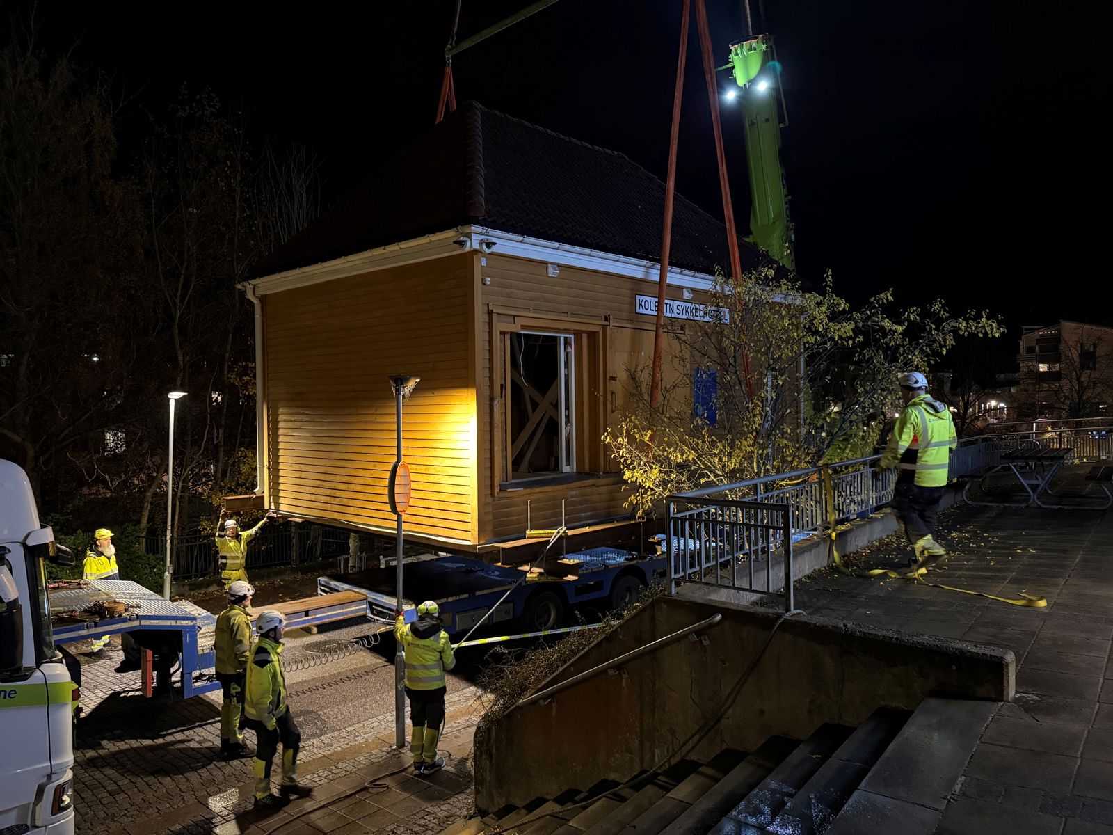 Sykkelhotellet plasseres på bil