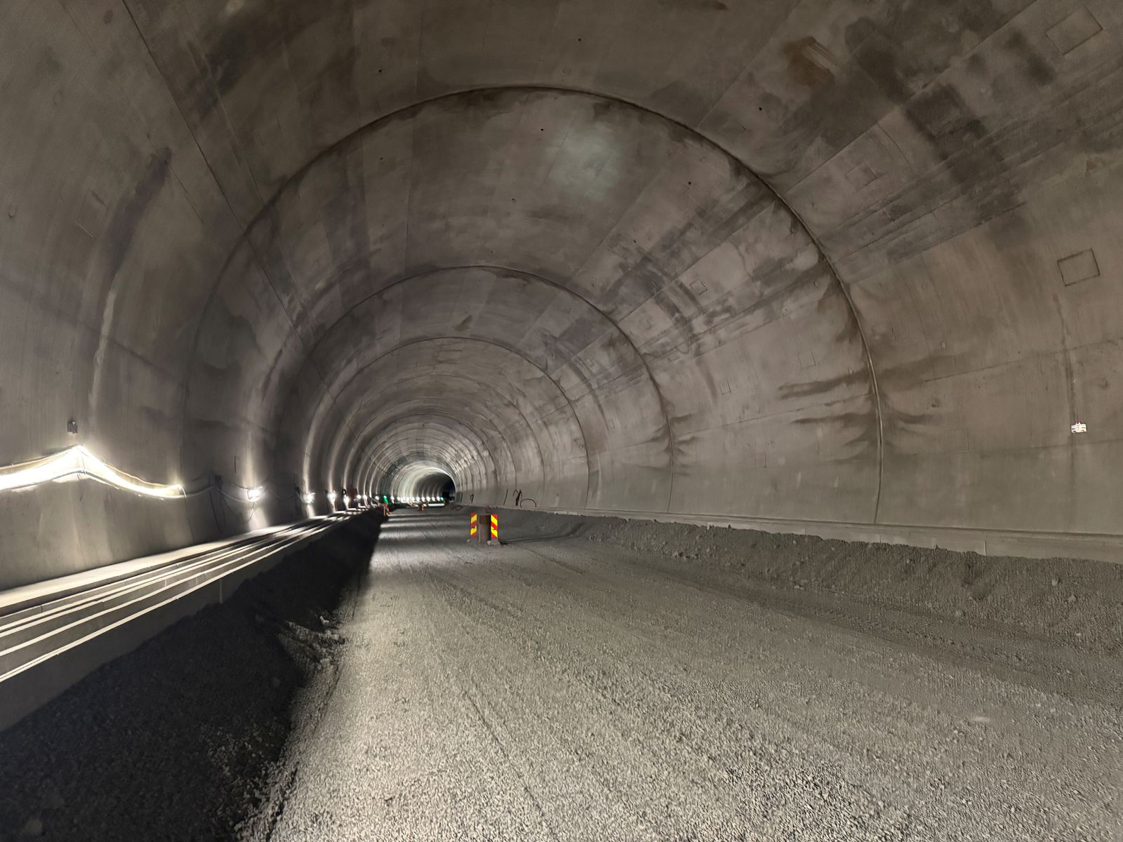 Bilde fra en tunnel. 